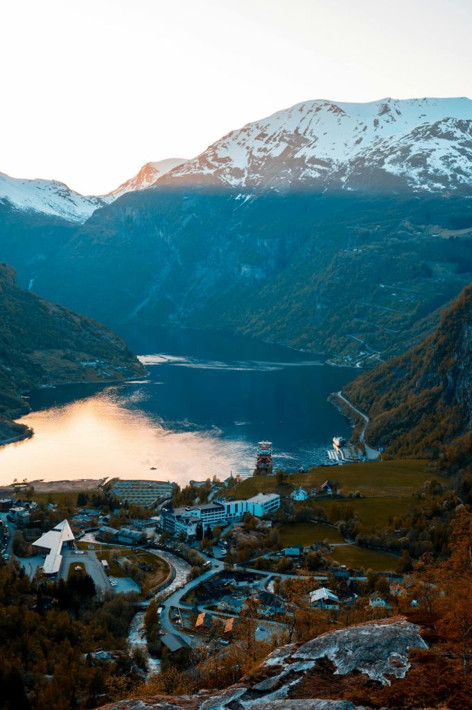geiranger town by fall/autum