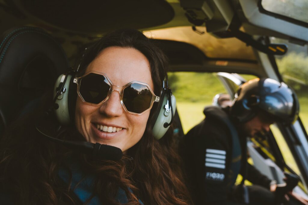 Opplev Sunnmørsalpene fra helikopter