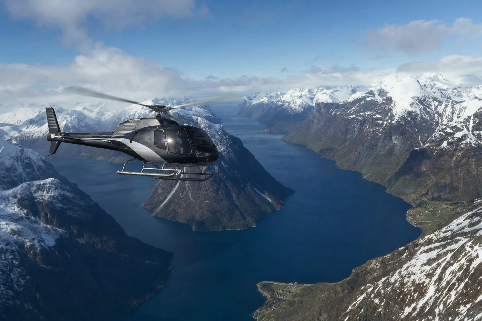 Kann man in Norwegen im Winter einen Hubschrauber-Rundflug machen?